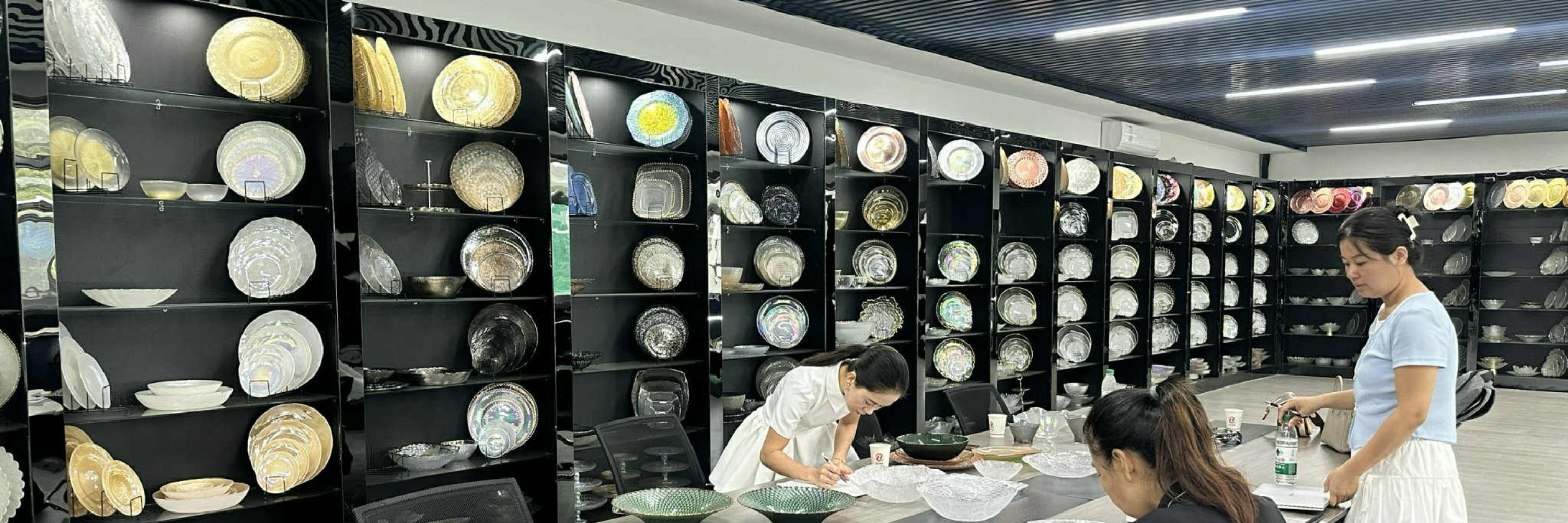 Thiet ke chua co ten 23